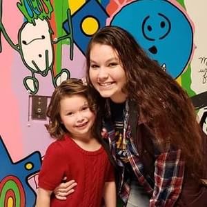 Meet your Posher, Jade